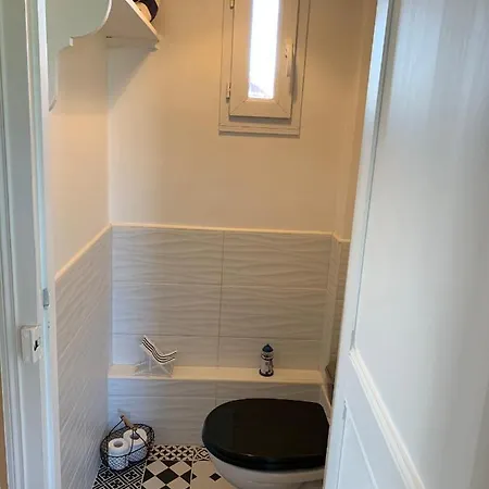 Cathy D Hotes Dives-sur-Mer